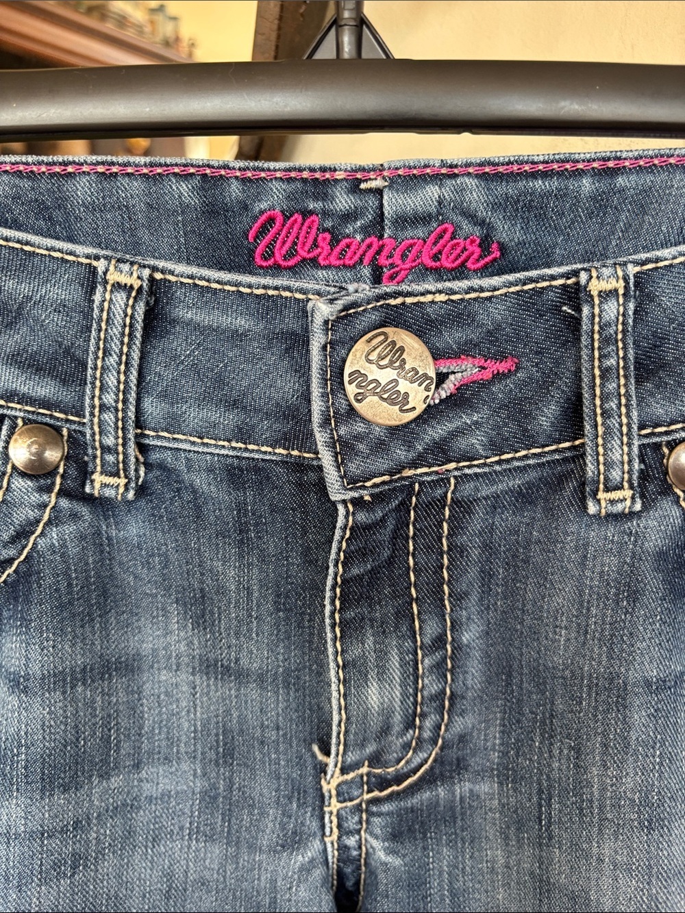 Wrangler Boot Cut Jeans Mid Blue Wash Western Denim 5-Pocket Embellished Rivets - Picture 5 of 13